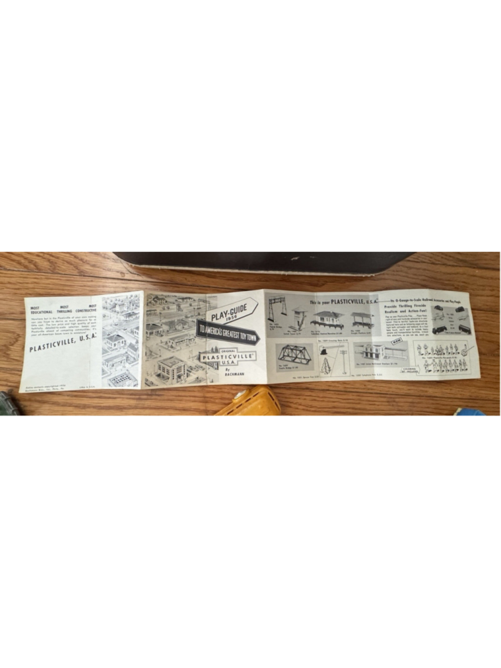 Vintage Plasticville USA Toy Vehicle Lot Bus Truck Cars + 1956 Play Guide - Picture 4 of 7